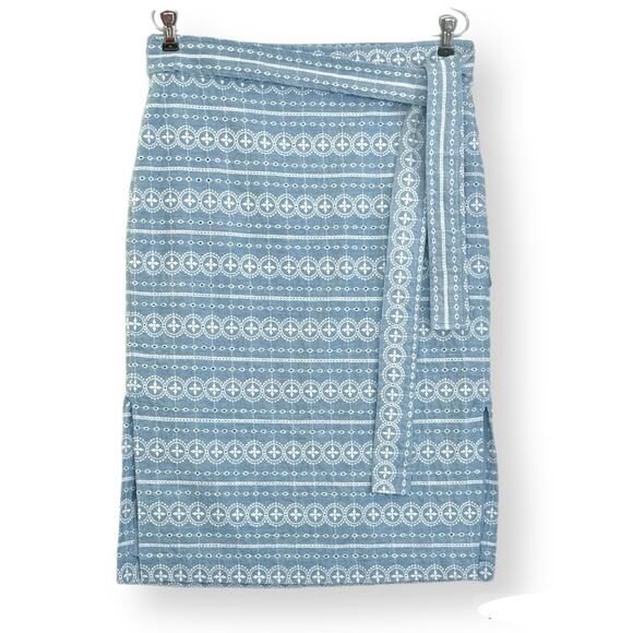 Ann Taylor Embroidered Chambray Tie Waist Pencil Skirt Eyelet Women 8 Side Slits - Picture 3 of 15